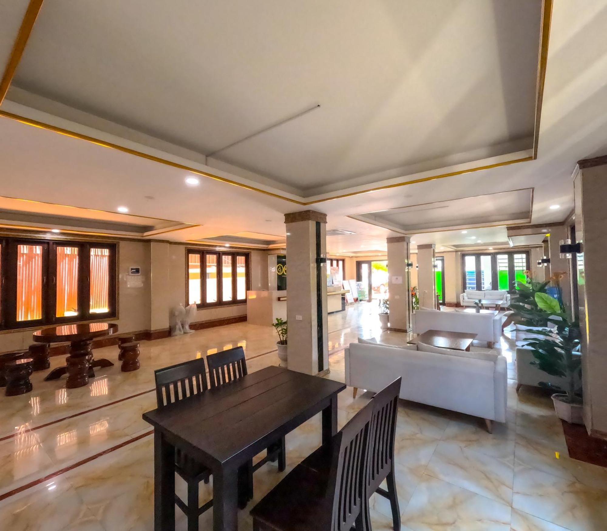 Vang Vieng Consiana Hotel Екстериор снимка