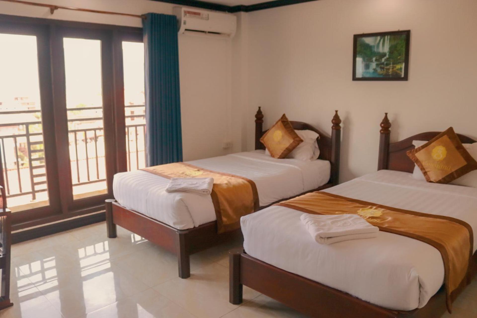 Vang Vieng Consiana Hotel Екстериор снимка