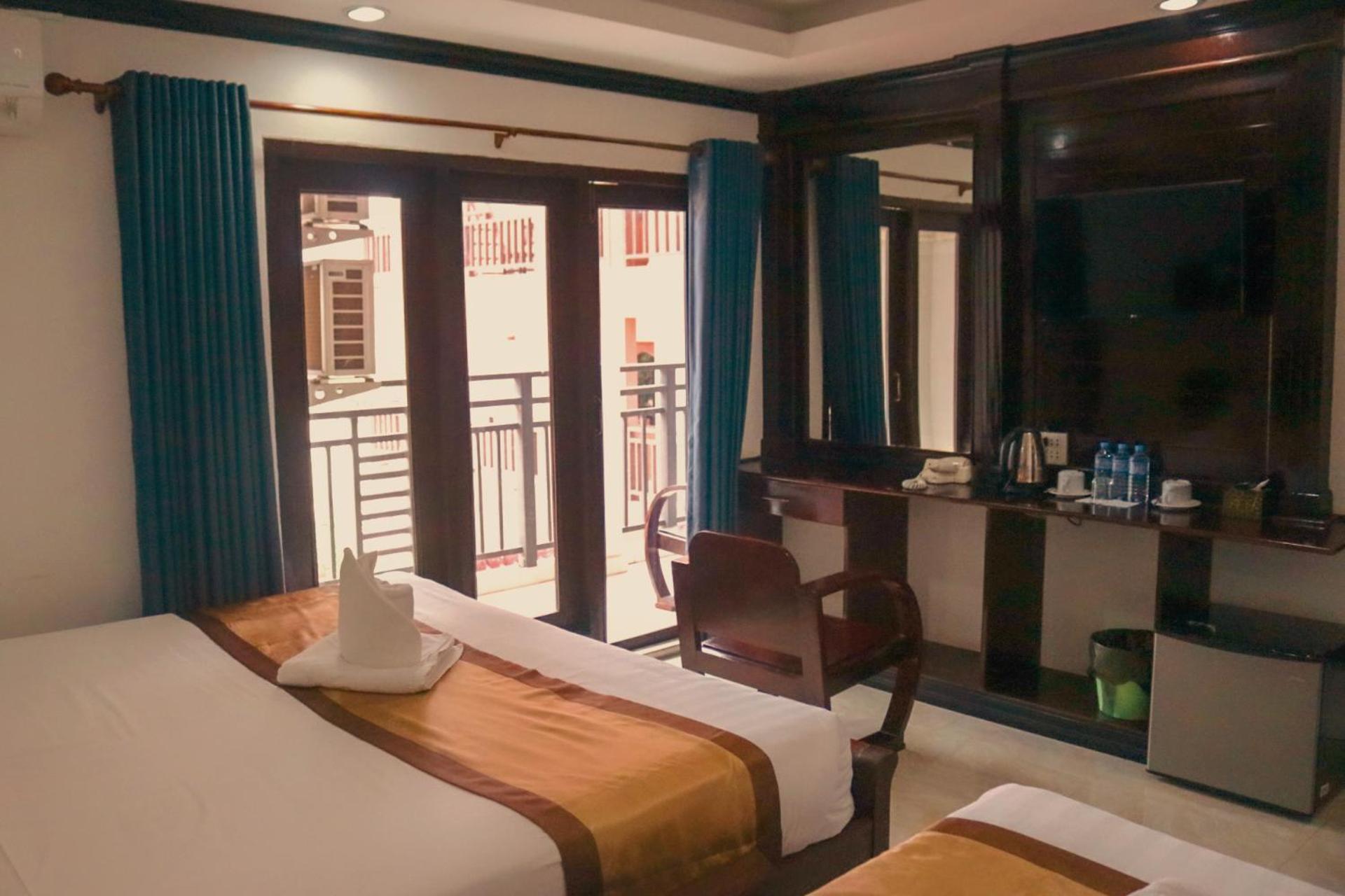 Vang Vieng Consiana Hotel Екстериор снимка