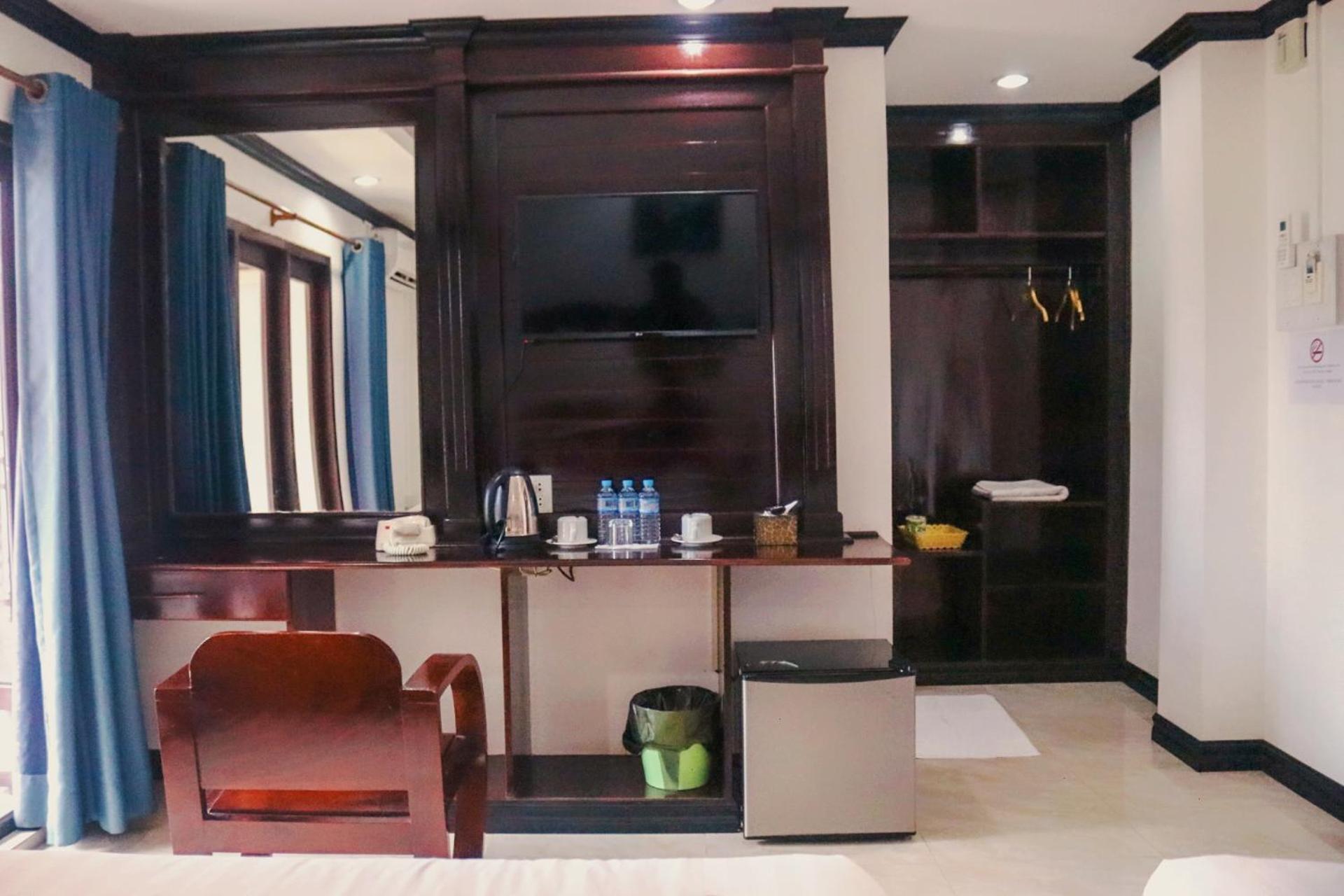 Vang Vieng Consiana Hotel Екстериор снимка