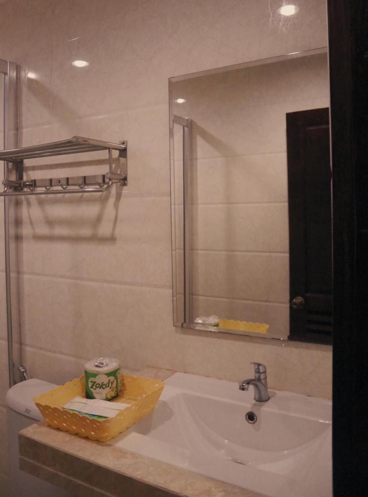 Vang Vieng Consiana Hotel Екстериор снимка