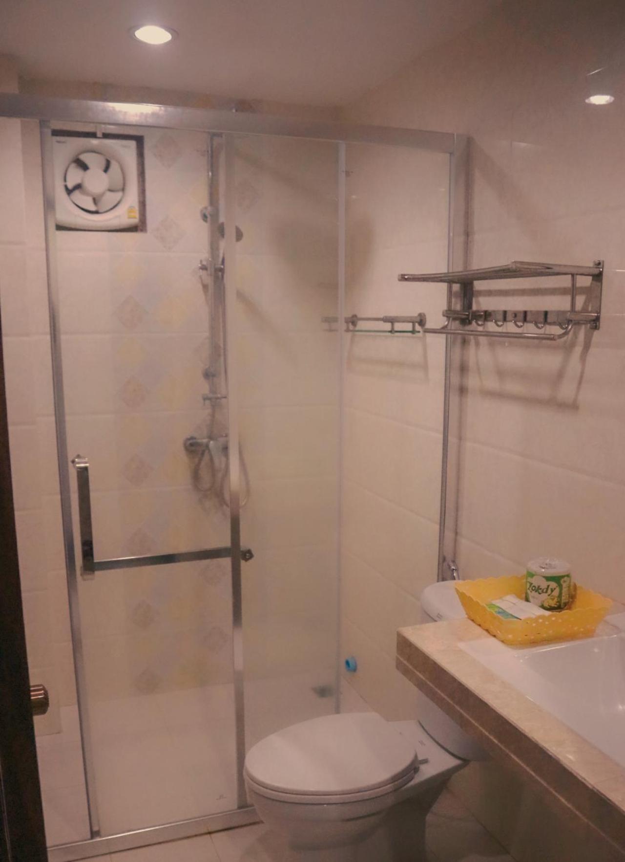 Vang Vieng Consiana Hotel Екстериор снимка